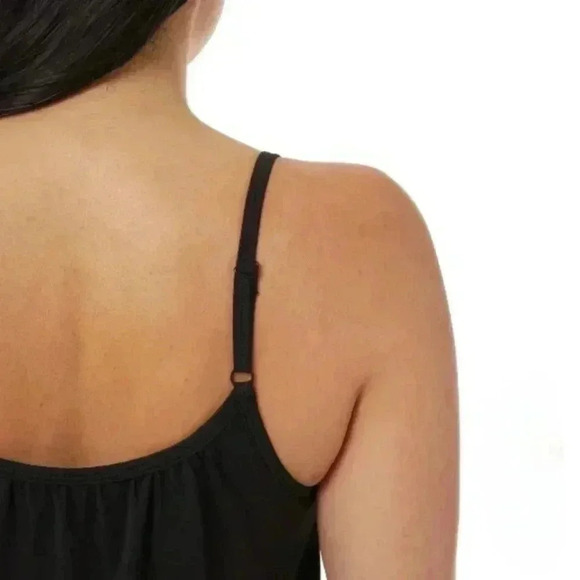 ❤️ 32 Degrees Cool Cami Tank Medium Black Built In Bra NWOT - Picture 3 of 12